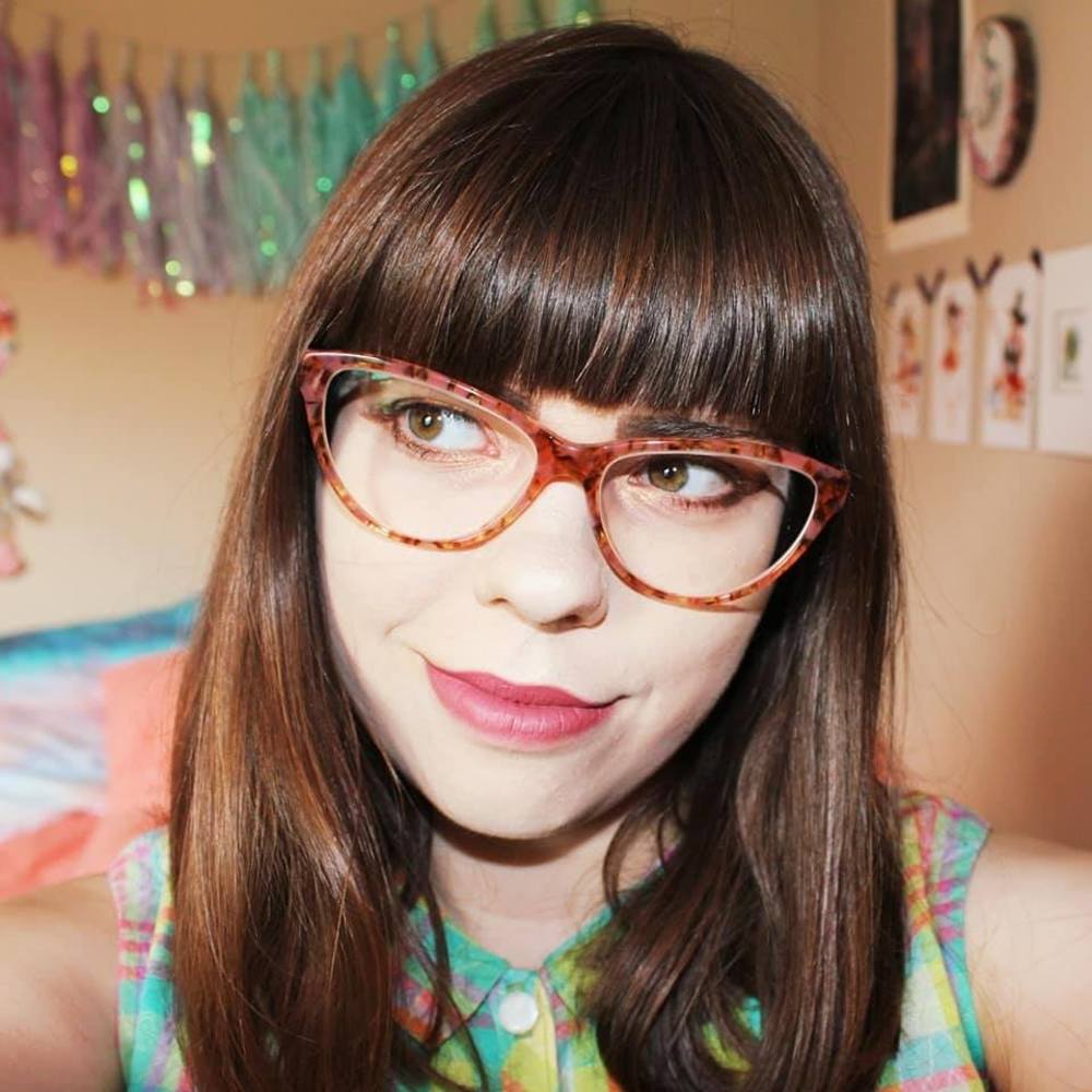 Meet your Posher, Emily